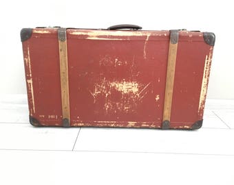 Vintage suitcase - Vintage Luggage - Vintage travel suitcase - Old suitcase - retro suitcase - Distressed suitcase - Antique suitcase