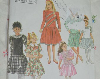 Simplicity 9935 Girls Dress with Sleeve and Trim Variations Sewing Pattern UNCUT Size 7 - 14