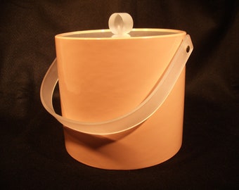 Awesome Vintage Mod Ice Bucket Peach, Patent Vinyl and Frosted Lucite