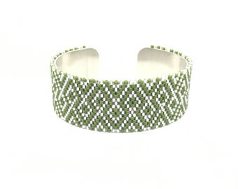 Khaki and silver Japanese beadwoven cuff
