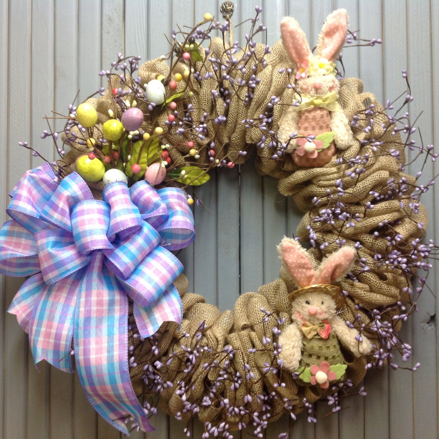 Easter burlap wreath/burlap and berries/pip