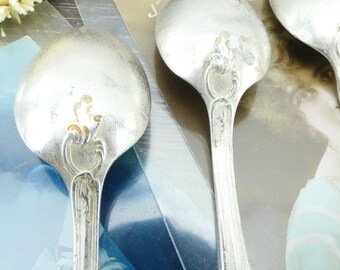 Vintage spoons - silver - spoons coffee spoons - French - old spoons - teaspoons dessert spoons