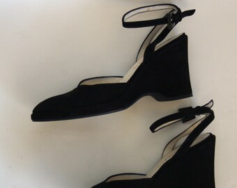 Vintage 1990's knock-off Prada platform wedge black Suede Shoes Ankle Strap Heels 9 10 40