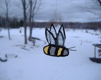 three dimensional bee stained glass suncatcher