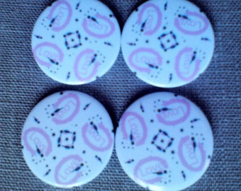 Magnet button love design