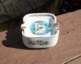 Vintage Georgia Souvenir Ashtray Set of 3 Kenmar Japan
