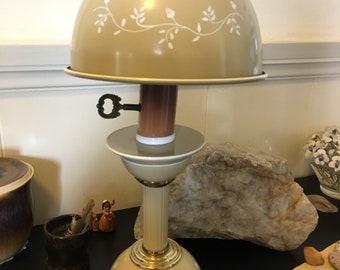 Vintage midcentury colonial tole lamp acorn pattern cottage style
