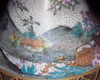 Japanese Satsuma Small Vase