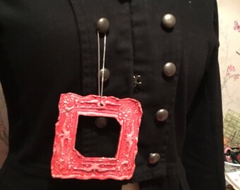 Picture frame brooch