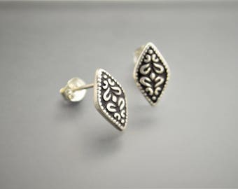 Silver Stud Boho Earrings, Black and Silver Earrings, Stud Earring, Bohemian Earrings, Sterling Silver, Everyday Earrings, Sterling Earrings
