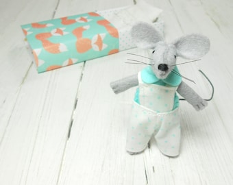 Hand made dolls felt mouse stuffed animal gift for kids mouse in a matchbox gift daughter kids gift red fox