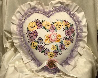 Floral vintage ring bearer pillow