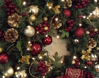 Christmas Wreath, Lighted Wreath,Cordless LED Light, Artificial Wreath, Burgundy Crest Ribbon,