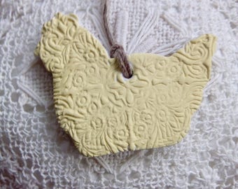 Yellow air dry clay hen ornament, chicken decoration, handmade clay hen, home decor, kitchen, easter gift, unique hen ornament, spring
