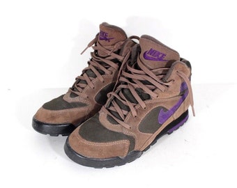 nike caldera hiking boots