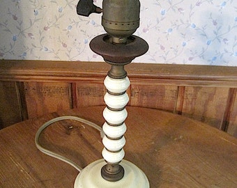 Vintage Pale Yellow Pottery Lamp