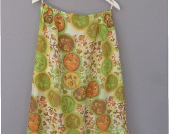 Hippie long skirt. XL size. Polyester retro skirt from the 1970s, fully lined. Made in Greece. In a very good vintage condition.