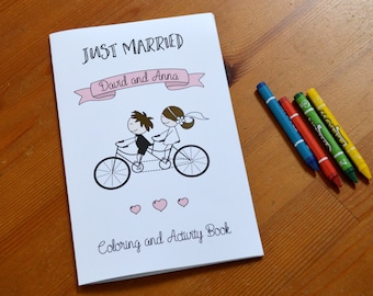 Personalized Kids wedding coloring book / kids wedding favor / kids activity book / kids wedding table / kids wedding activities - Set of 6