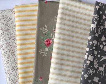 Rose and Hubble 100% Cotton Spring Fabric Fat Quarter Bundle.