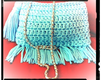 Crochet handbag