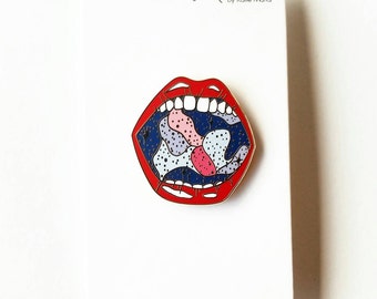 Golden Galaxy Mouth Enamel Pin