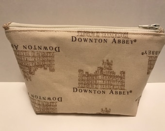 Small Downton Abbey Zipper Clutch