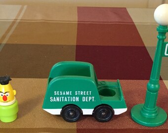 Vintage 1974 Fisher Price Sesame St Accessories #938