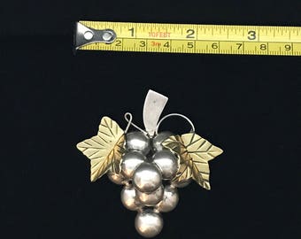Sterling Silver Pin Large Grapes
