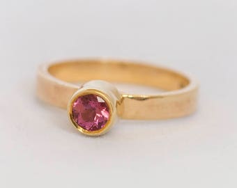 18k Gold Ring, Gold Solitaire Ring, 18k Gold Pink Tourmaline Ring, Solitaire Tourmaline Ring, Alternative Engagement Ring,