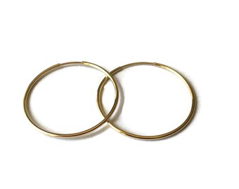 Medium Hoop Earrings 