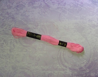 1 skein of yarn rose 100% cotton 8 m