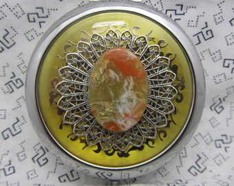 Gold pocket mirror with protective pouch - pocket gift for friends - round compact mirror gift - gold compact mirror - Oria