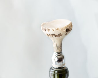Antler Wine Stopper, Wine Bottle Stopper, Unique Wine Gifts, Wine Stopper, Bottle Stopper, Wine Accessories, Rustic Barware, Bar Accessories