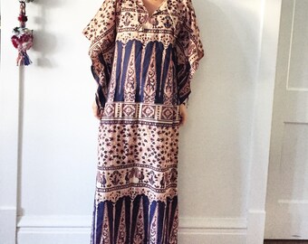 Vintage 70s India Block Print Caftan , India Kaftan , Block Print Floral India Kaftan , Angel Sleeve Kaftan