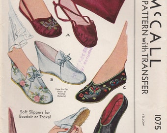 Original 1940s Slipper & Case Pattern McCall 1075 Uncut/Unused