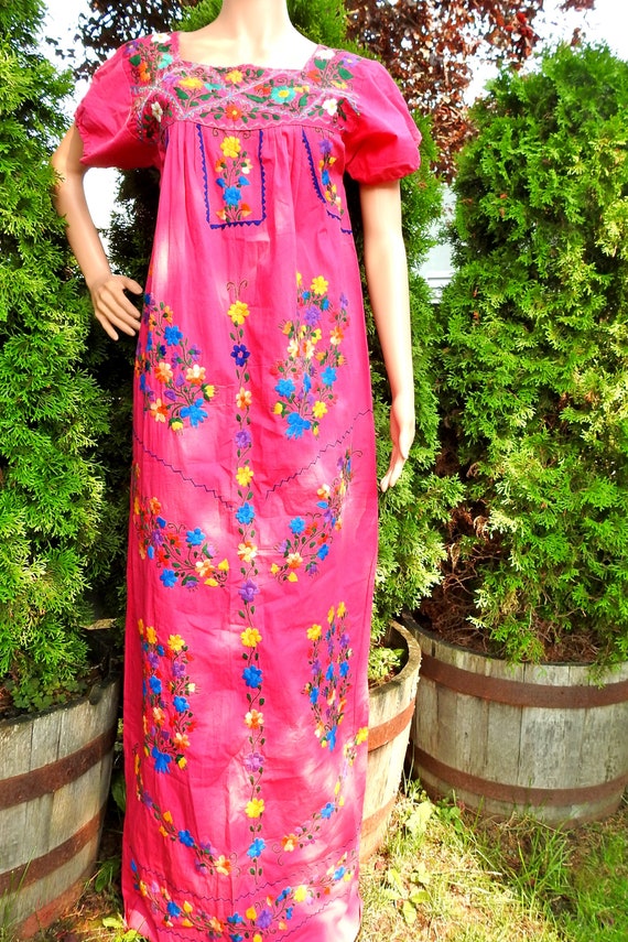 Mexican embroidered dress vintage
