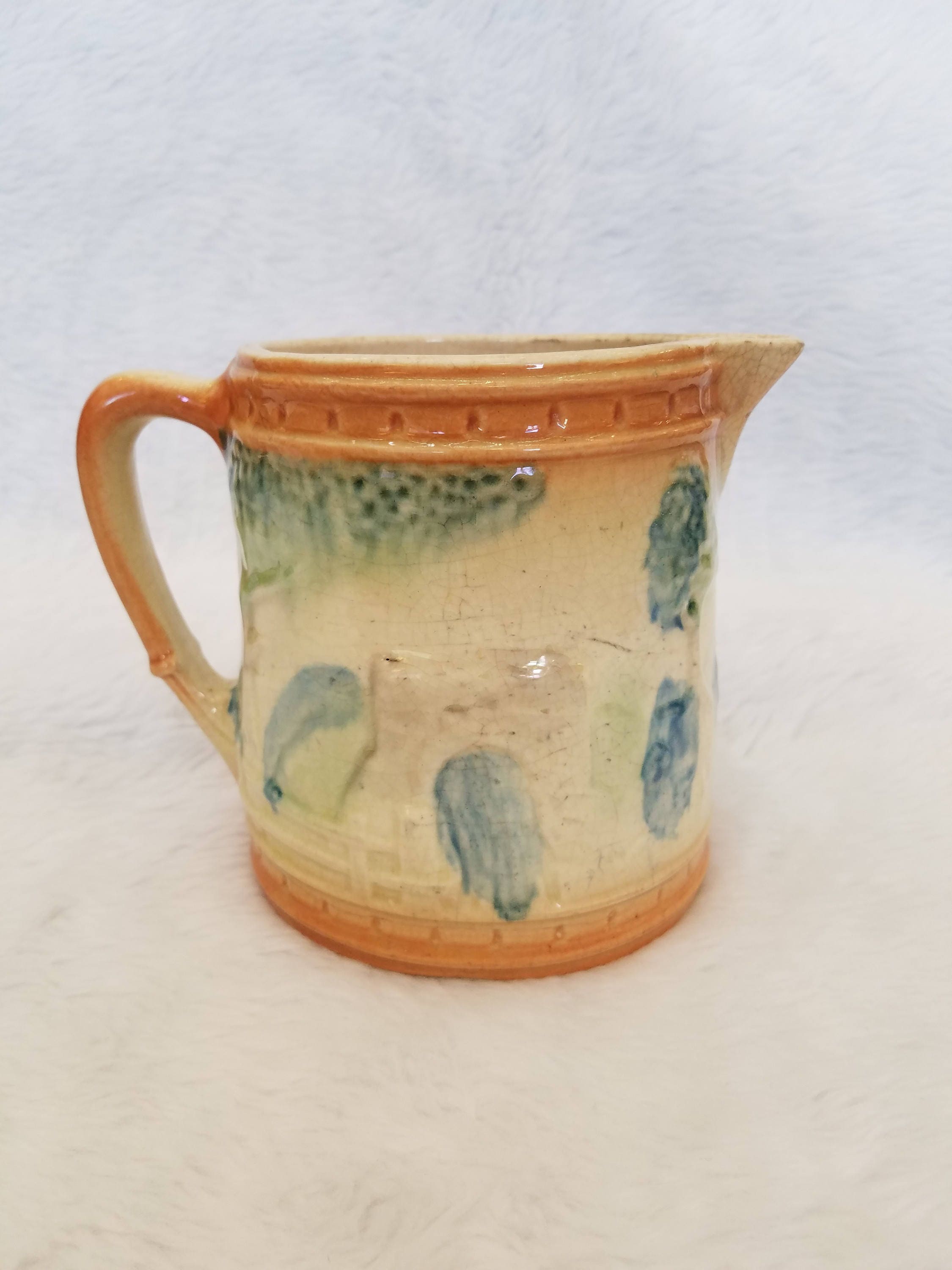 Roseville Pottery early unmarke 822 pitcher The