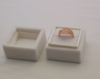 Square velvet ring box - Handmade ring box - White velevt