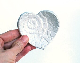 White Heart Ring Dish, Coffee Spoon Rest - Ceramic, Pottery - Jewelry Dish, Bridesmaid Gift, Tea Bag Rest - Lace Design, Tiny White Heart