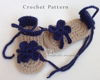 Baby Sandals - Hydrangea Blossom - PDF CROCHET PATTERN