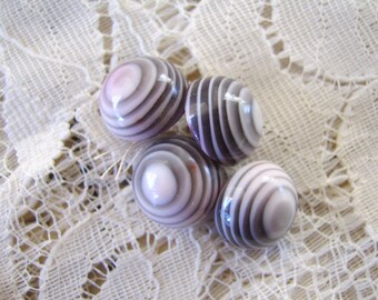 Vintage Whirling Swirling Glass Buttons (4)