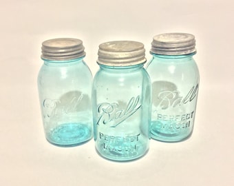 vintage blue mason ball jars with zinc lids antique rustic aqua wedding decor