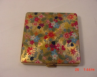 Vintage Vogue Vanitie Floral Enamel On Gilt Powder Mirror Compact 18 - 785