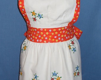 Embroidered Flowers Apron