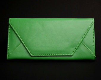 Womens Wallet, Leather Wallet, Apple Green Wallet, Apple Green Purse, Green Leather Purse, Green Leather Wallet, Green Purse.