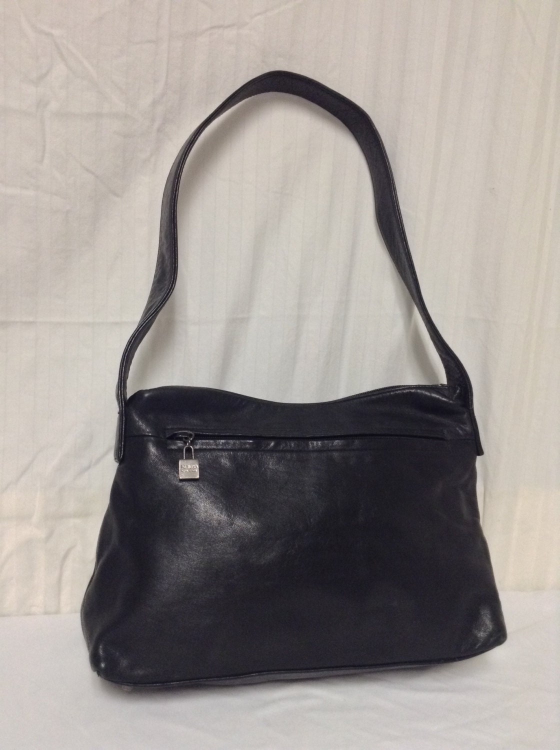 Perlina Black Leather Pursebag Shoulder Bag