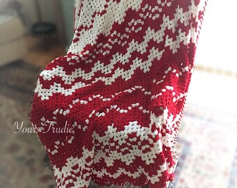 Large Crochet Peppermint Candy Cane Afghan, 57 x 78" Patterned Red White Granny Ripple Afghan Blanket, Red Christmas Decor, Christmas Afghan