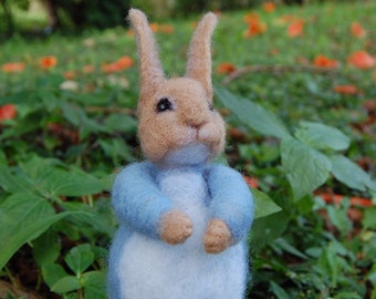 Beatrix Potter Mother Rabbit. Tale of Peter Rabbit. Needle Felted Beatrix Potter Characters.