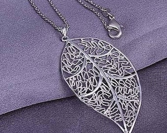 Beautiful pendant - leaf motif - silver plated