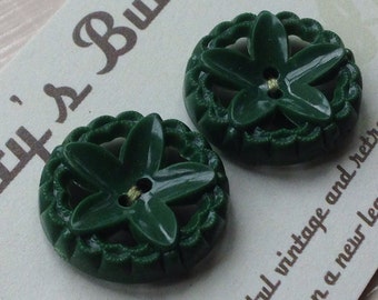 Vintage Buttons - green plastic
